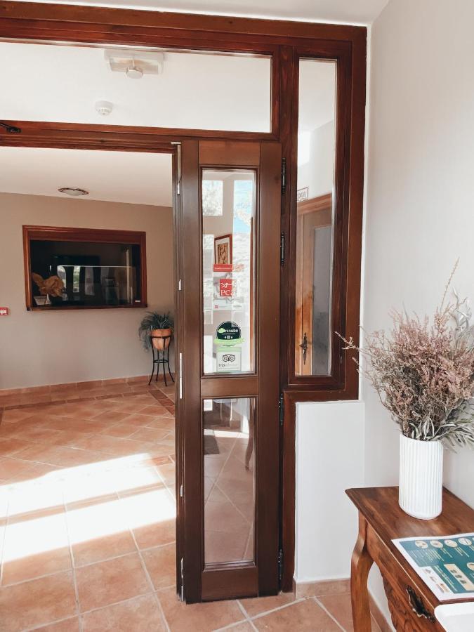 Hotel Valdevecar Albarracín Екстериор снимка