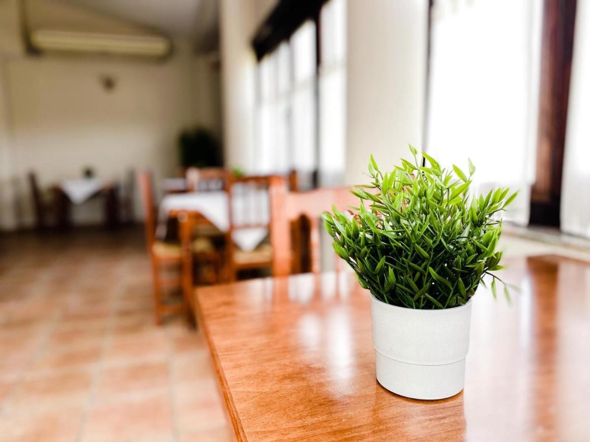 Hotel Valdevecar Albarracín Екстериор снимка