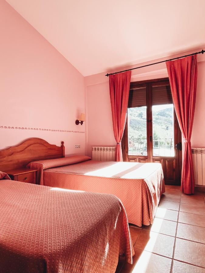 Hotel Valdevecar Albarracín Екстериор снимка