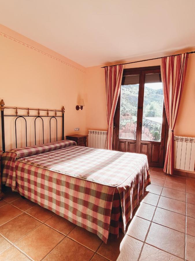 Hotel Valdevecar Albarracín Екстериор снимка