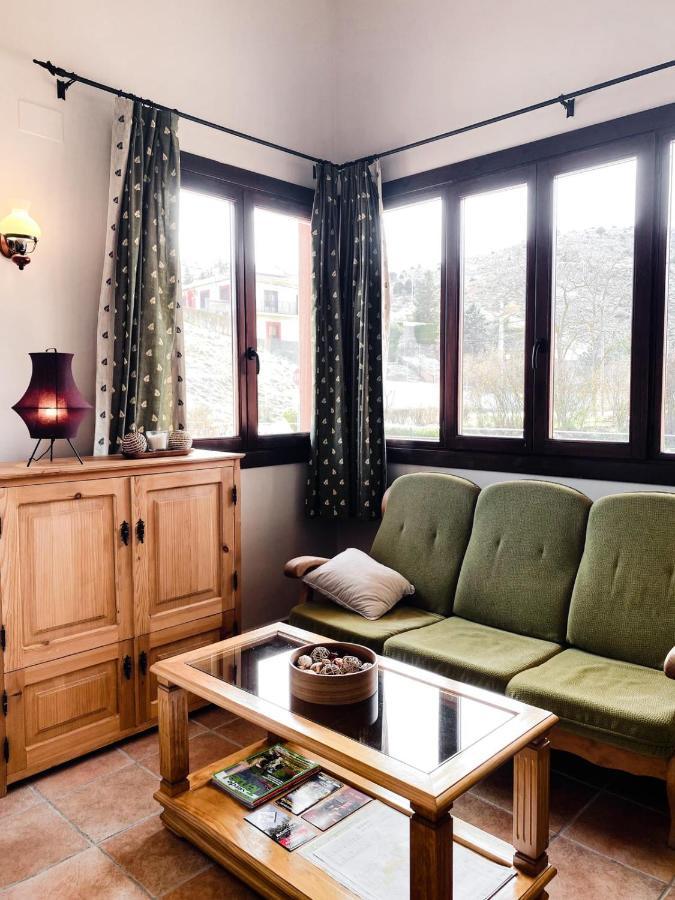 Hotel Valdevecar Albarracín Екстериор снимка