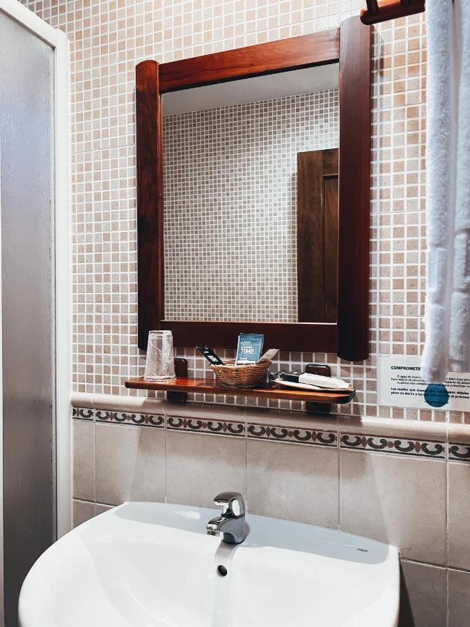 Hotel Valdevecar Albarracín Екстериор снимка
